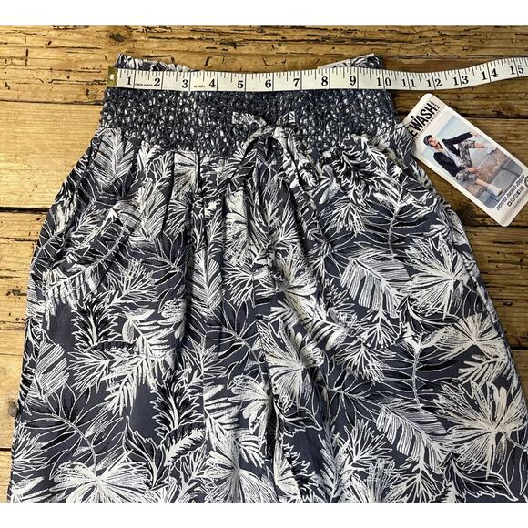Rewatch Brand Womens Size XS Leaf Print Beachwear Cropped Ruched Joggers NWT - Picture 6 of 12